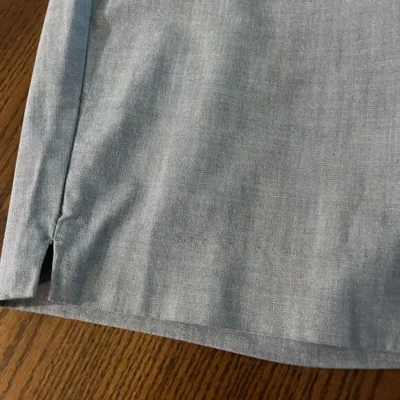 Ann Taylor Factory Women's Size: 8 Lt. Blue Shorts - Pre-owned - Picture 2 of 6